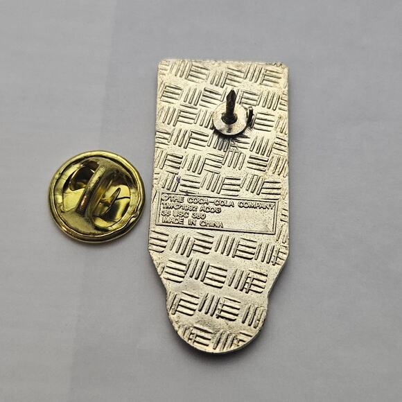 1996 Alanta Olympics Historical Summer Poster Series Pin - Picture 2 of 2